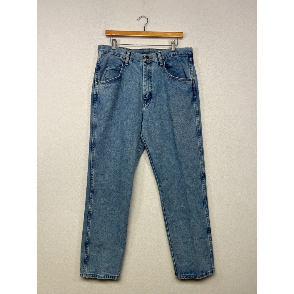 Western Cowboy Wrangler Mens 35x32 Light Wash Rugged Wear Relaxed Straight Jeans